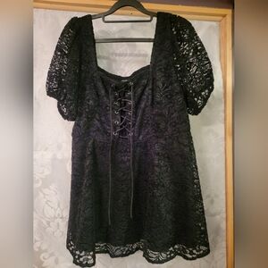 Torrid Babydoll Chenille Lace Square Neck Blouse Size 1